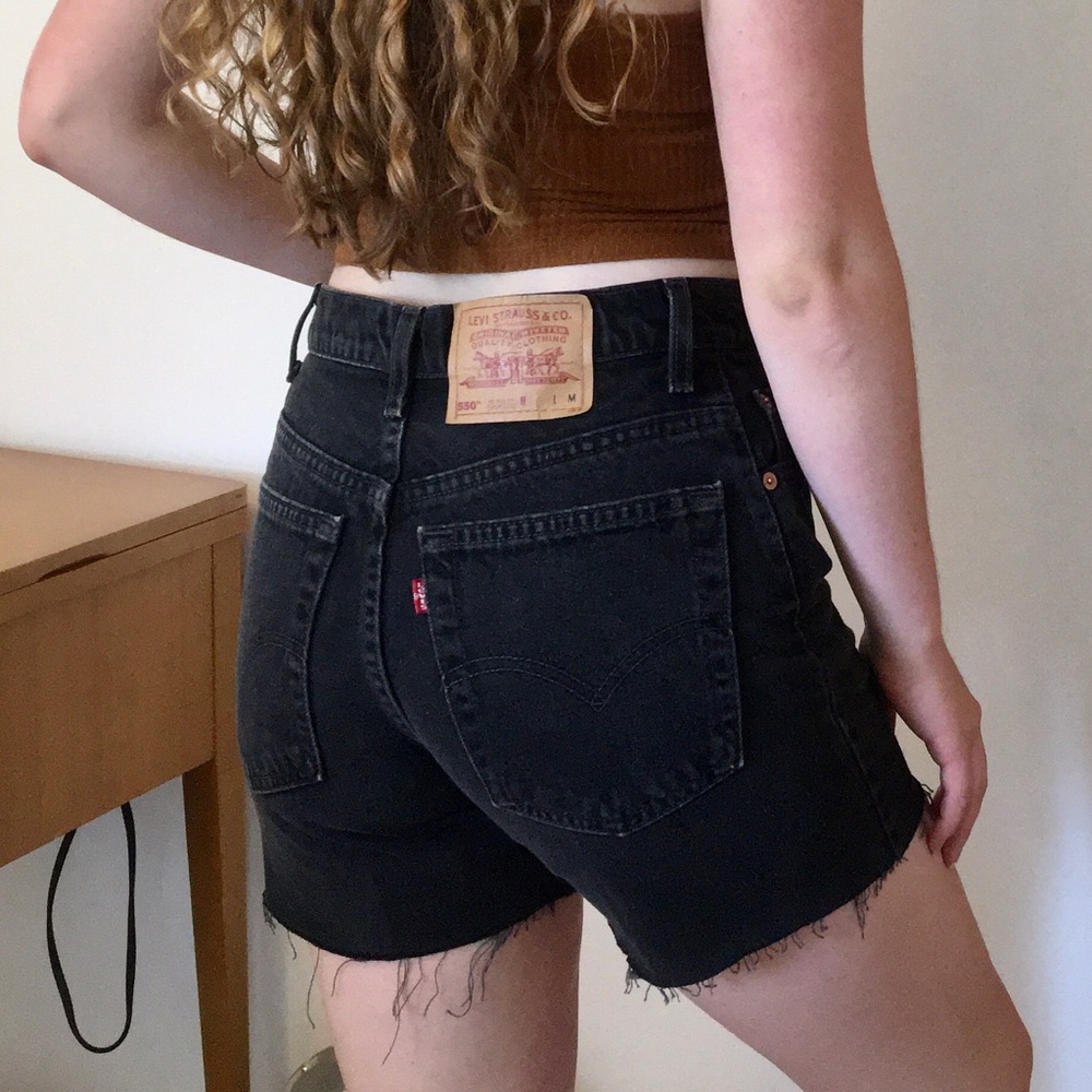 Vintage Levi’s 550 Black Denim Jean Shorts